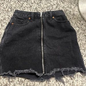 Abercrombie & Fitch Zoe Natural Rise Vintage A-line Black Jean Zipper Skirt 0/25